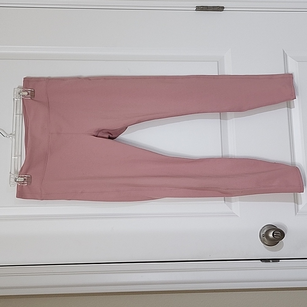 FABLETICS BLUSH PINK HIGH RISE POWERHOLD LEGGINGS IN GREAT CONDITION